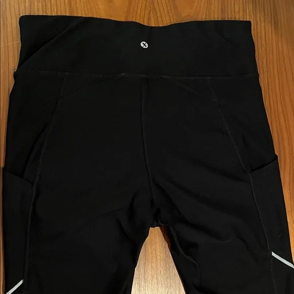 XERSION fitted Women's Black Athletic Leggings Sz M - Picture 8 of 13